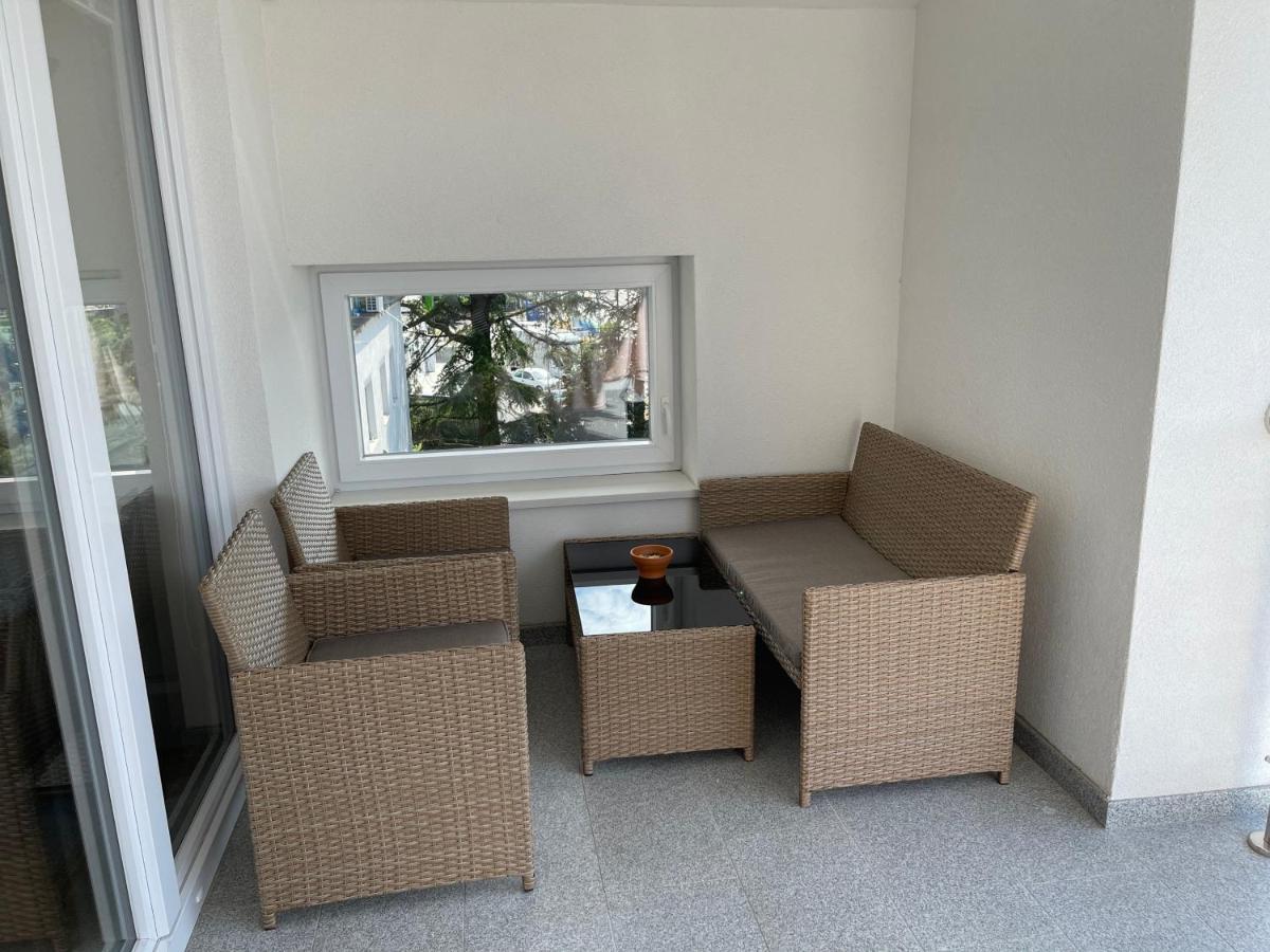 Apartamento Apartmaji Meduza 2 Izola Exterior foto